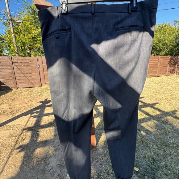 Roundtree and Yorke dress slacks - Picture 2 of 3